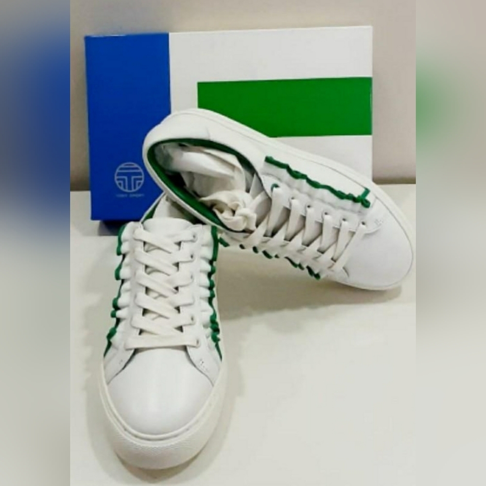 Tory Burch Designer Ruffle sneaker tennis shoe leather Sz 6M